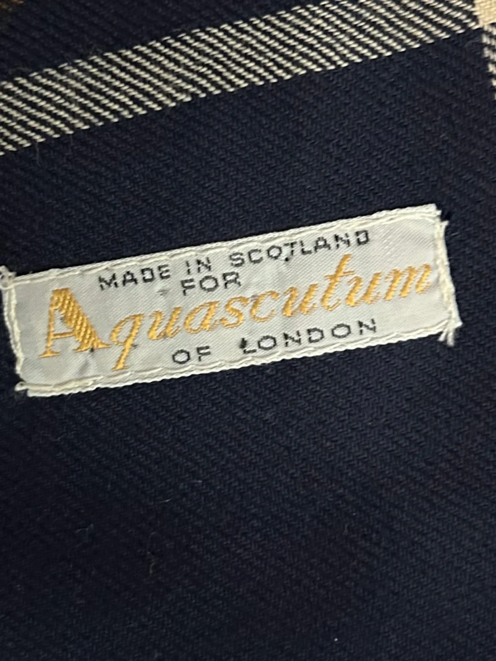 Aquascutum London Navy Plaid Scarf Shawl Wrap Fringe Made in Scotland Large